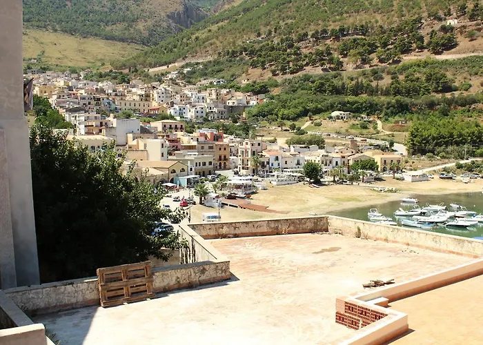 Bovio 카스텔라마레델골포