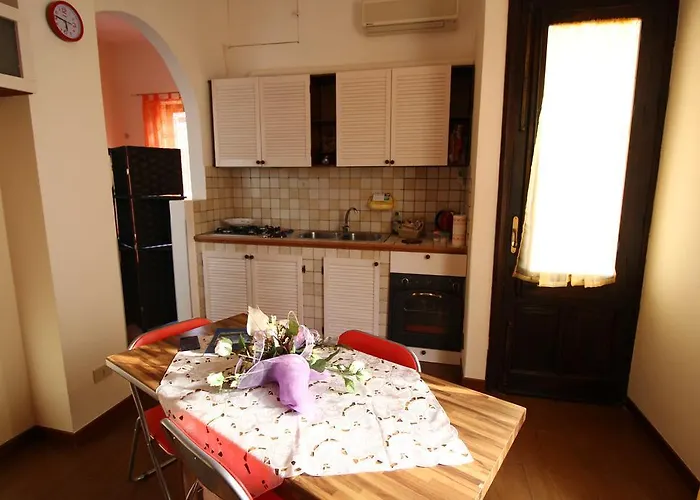 Bovio 아파트 카스텔라마레델골포